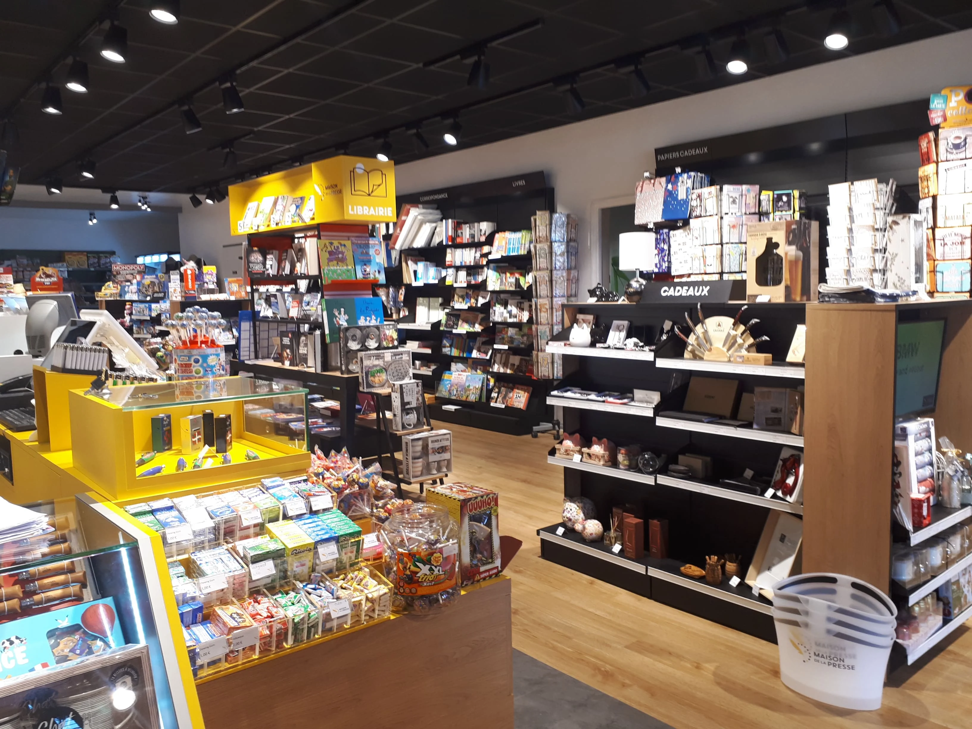 Store photo