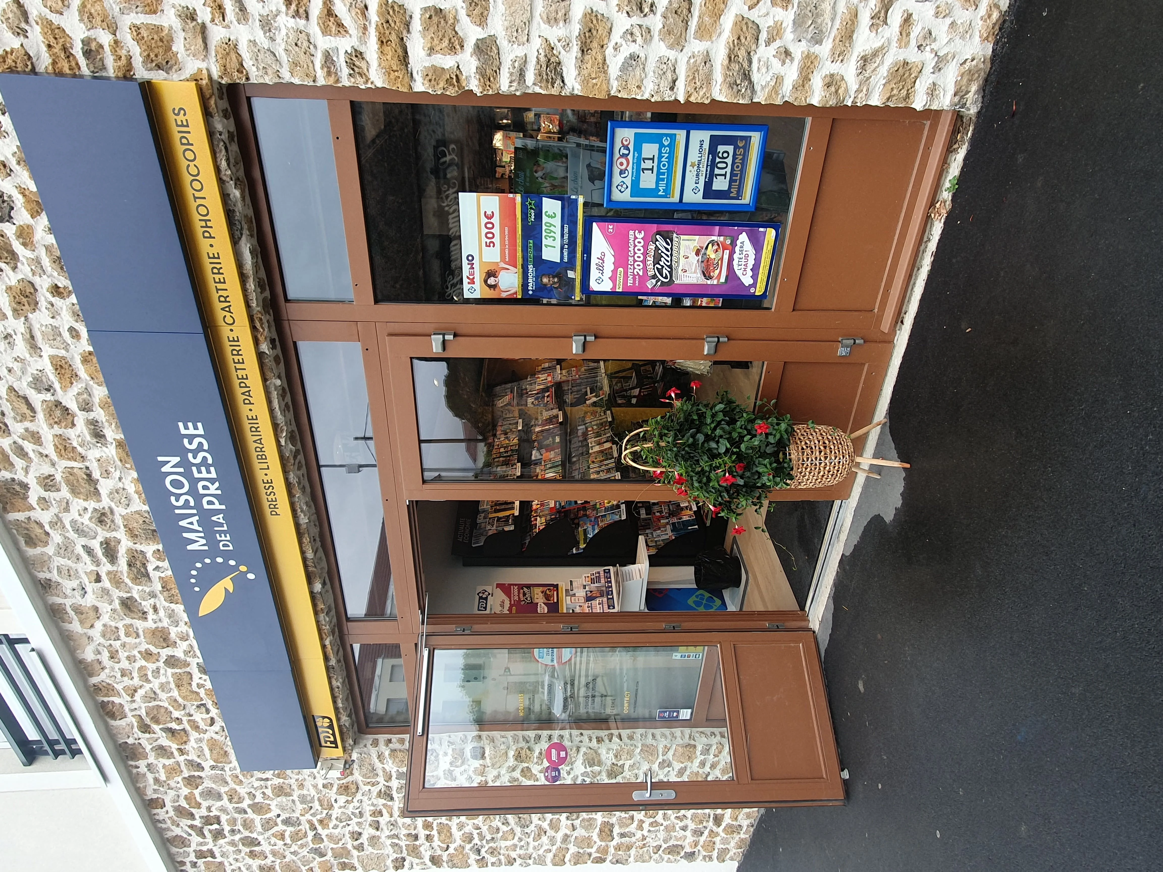 Store photo