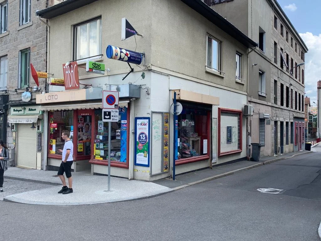 Store photo