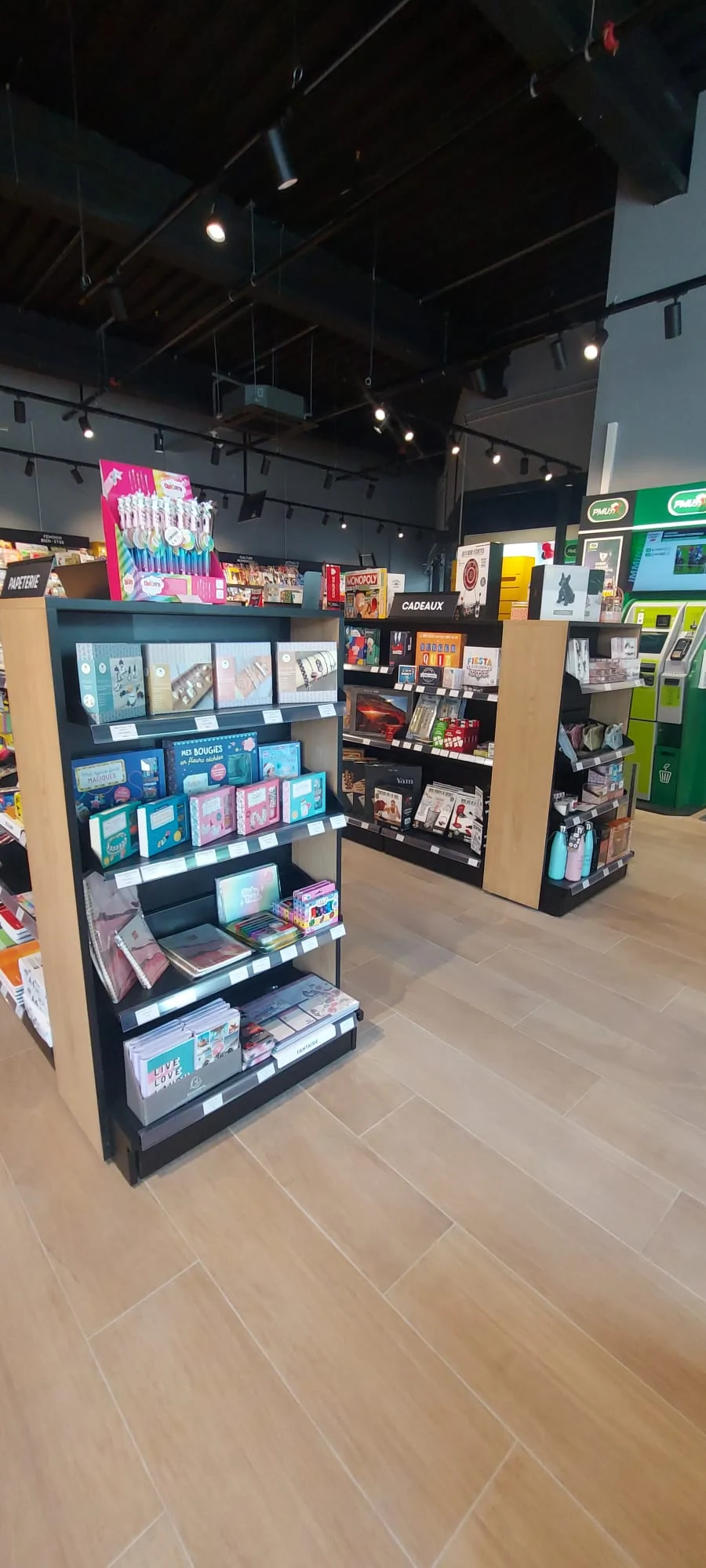 Store photo