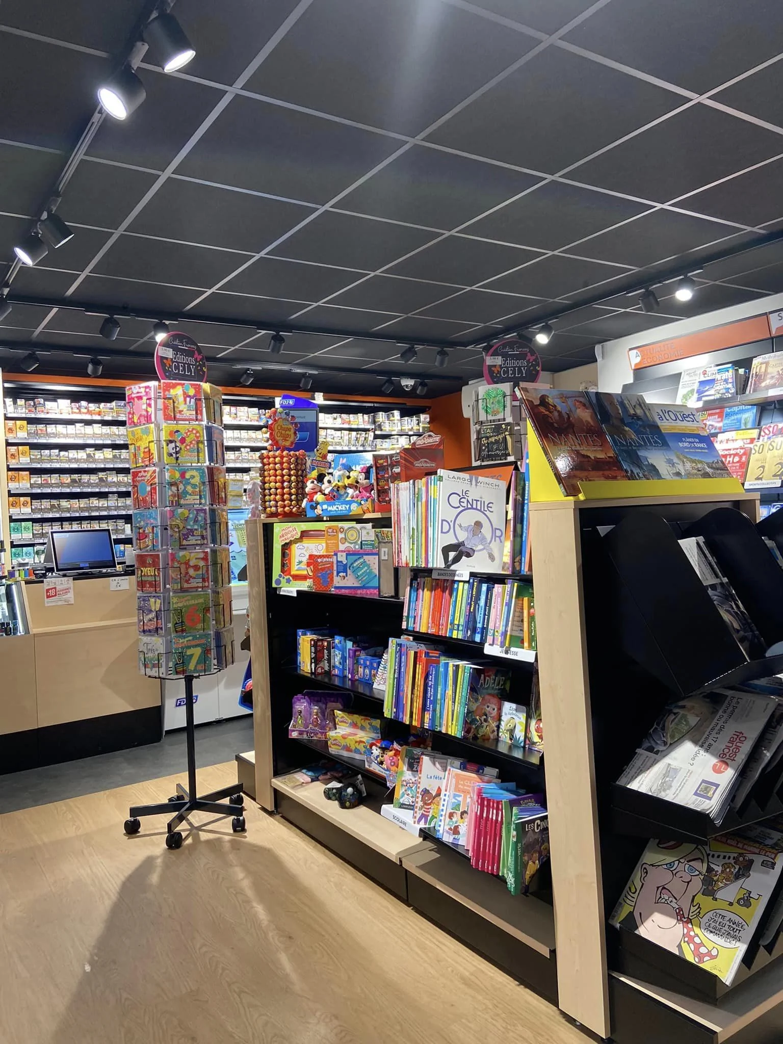 Store photo