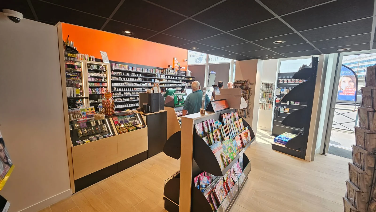 Store photo