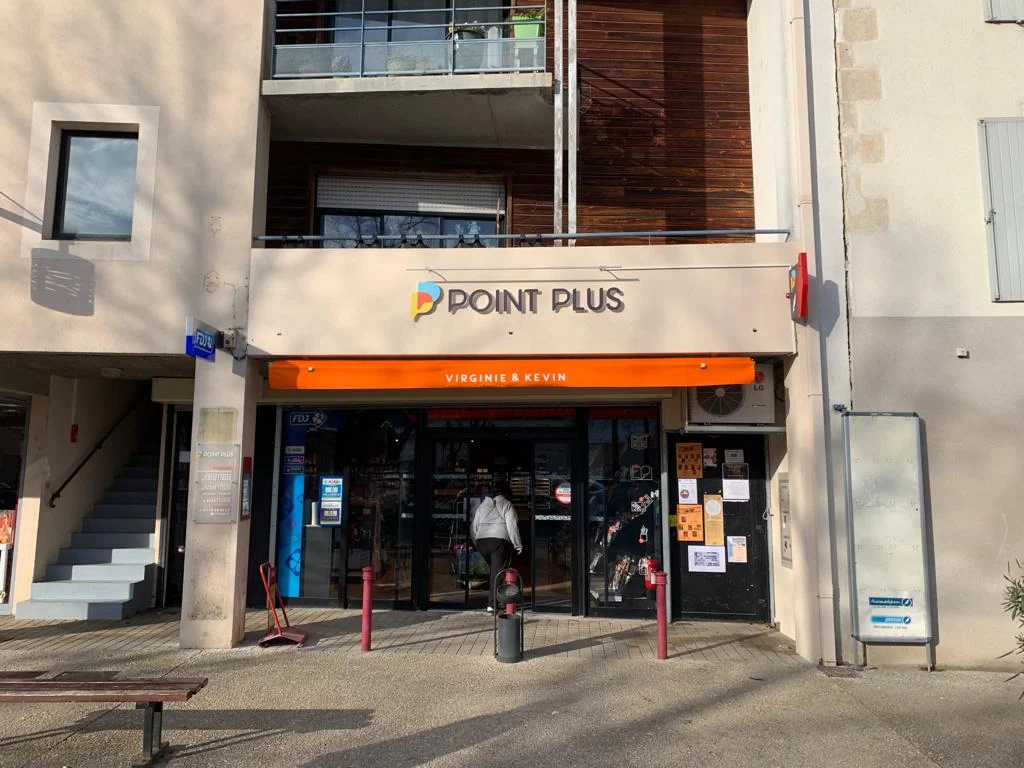 Store photo