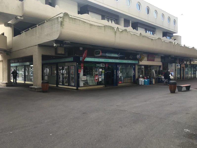 Store photo