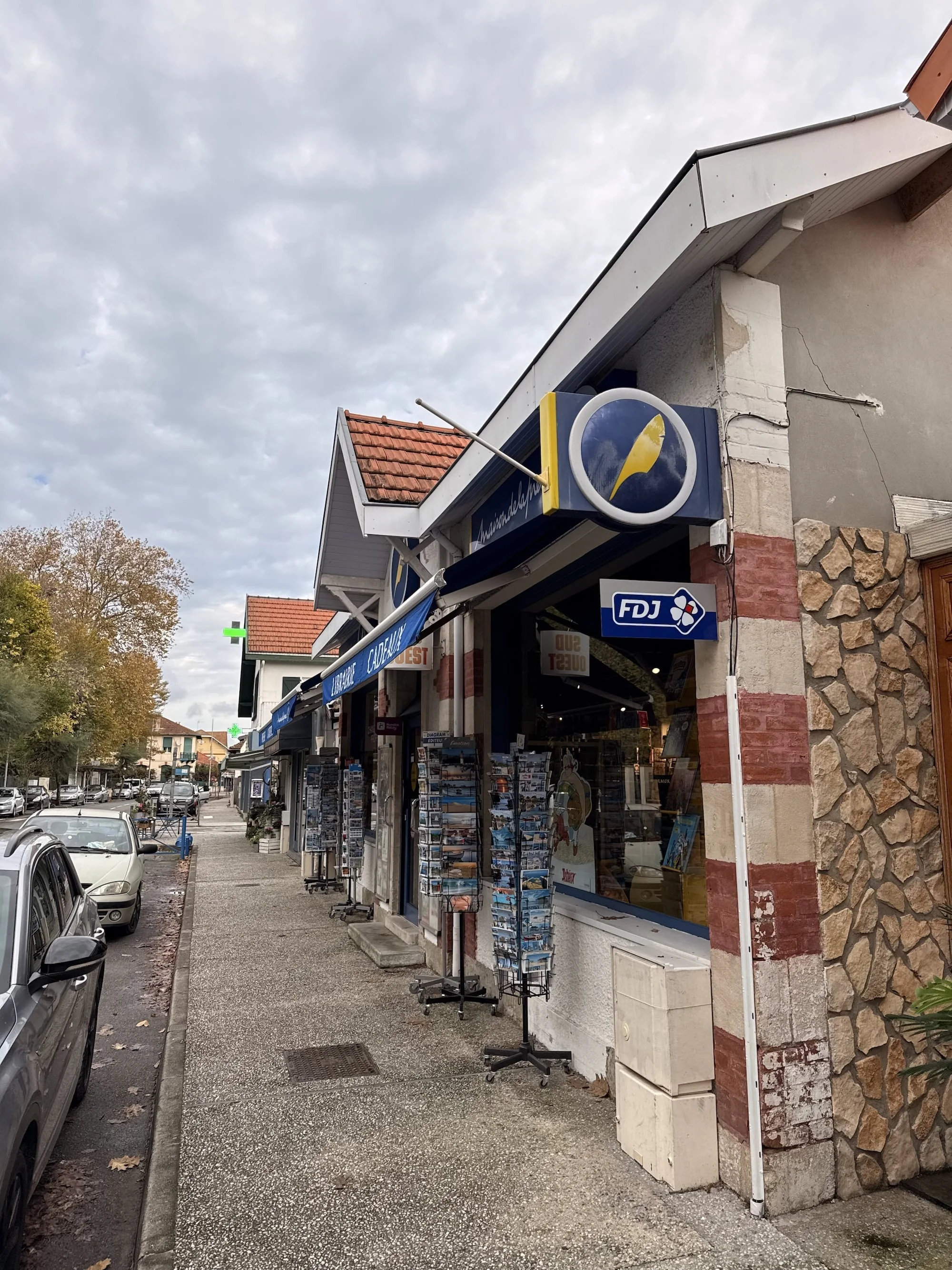 Store photo