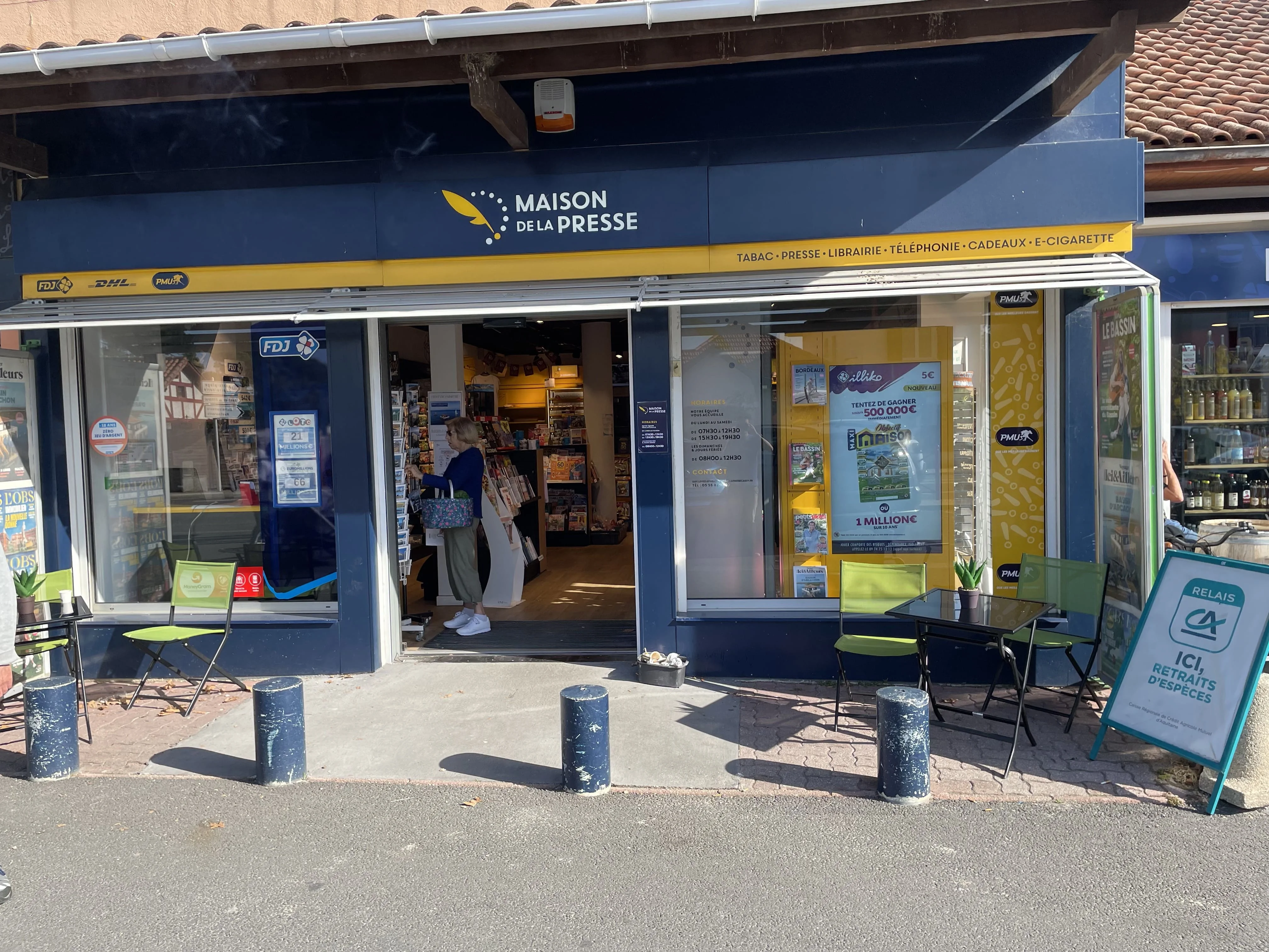 Store photo