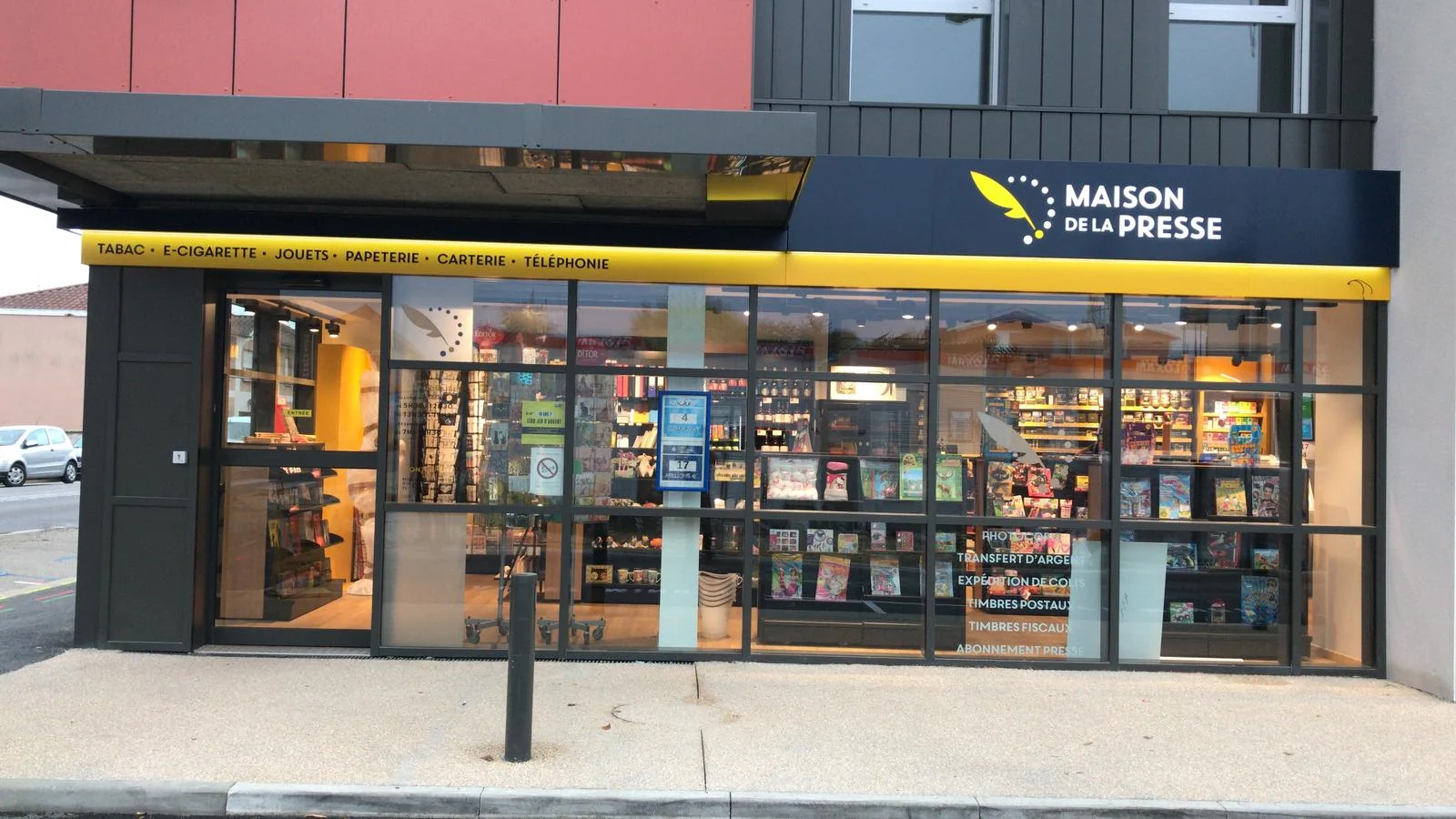 Store photo
