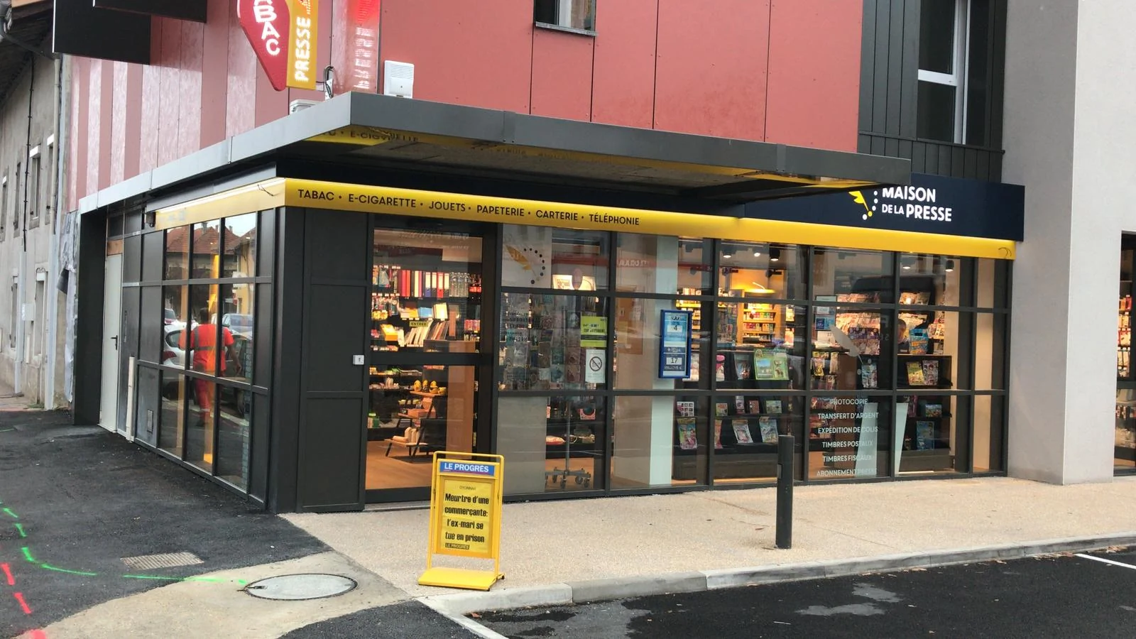 Store photo