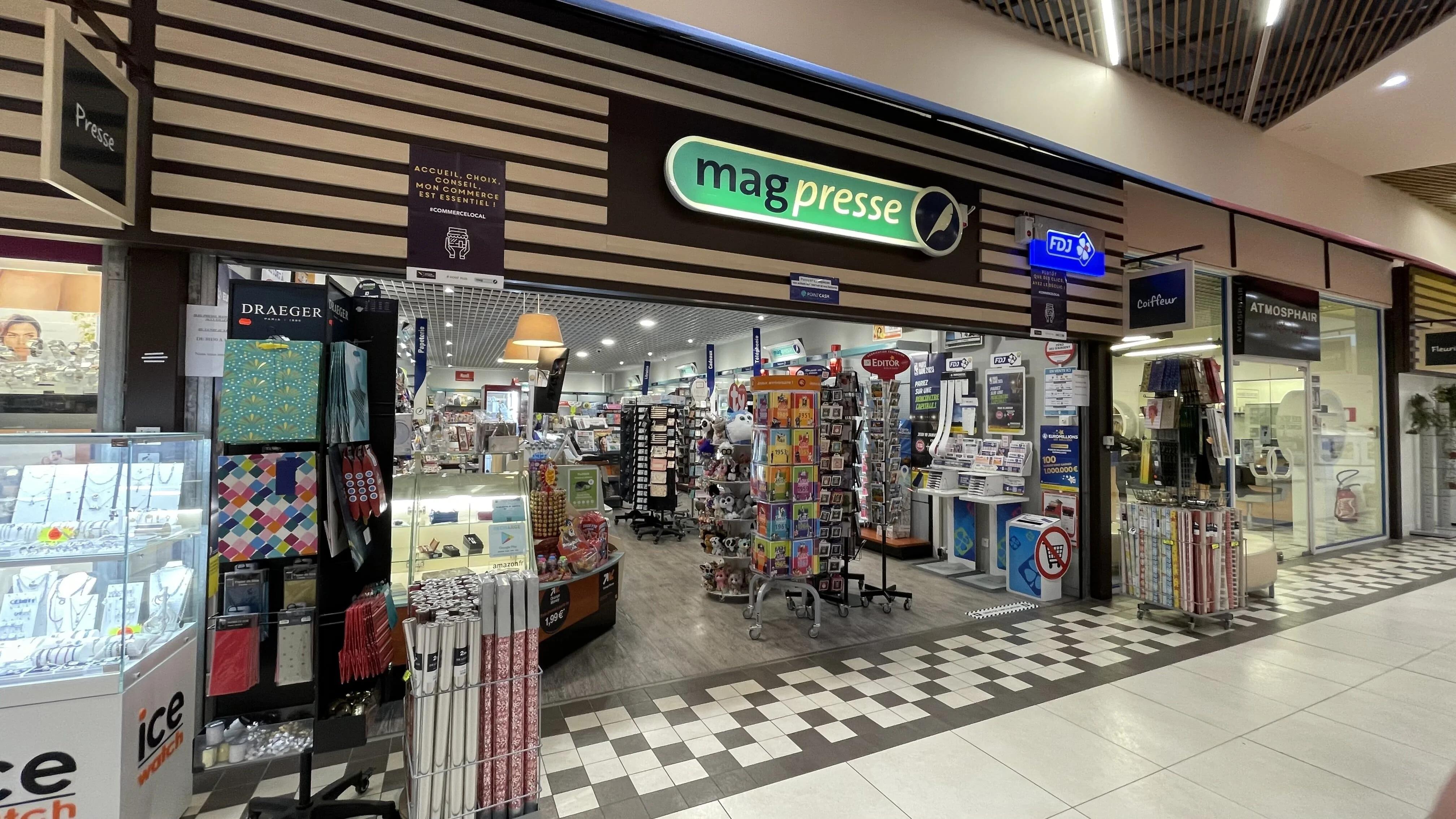 Store photo