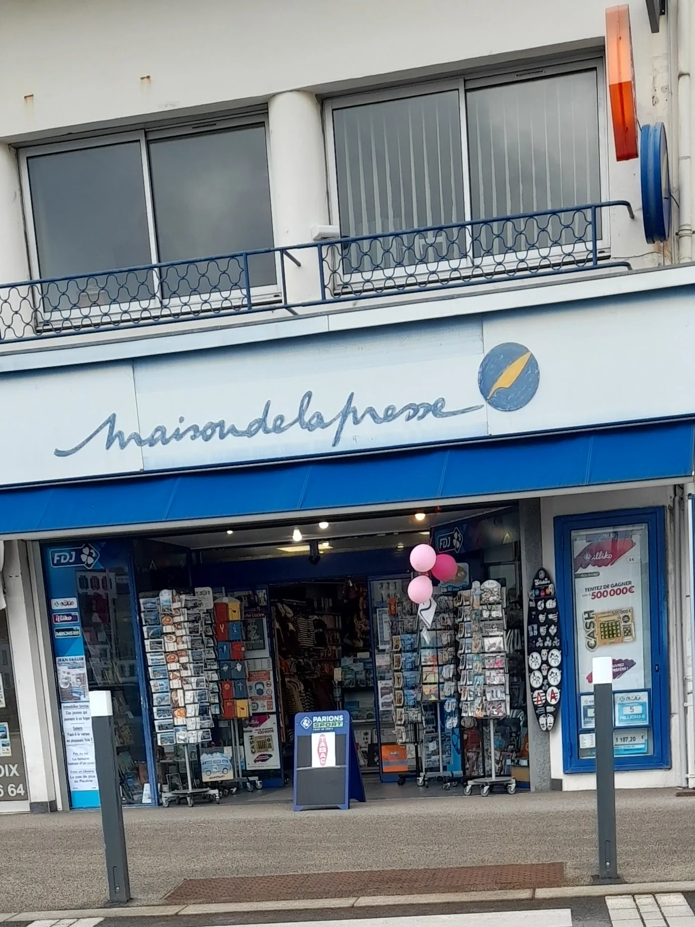 Store photo