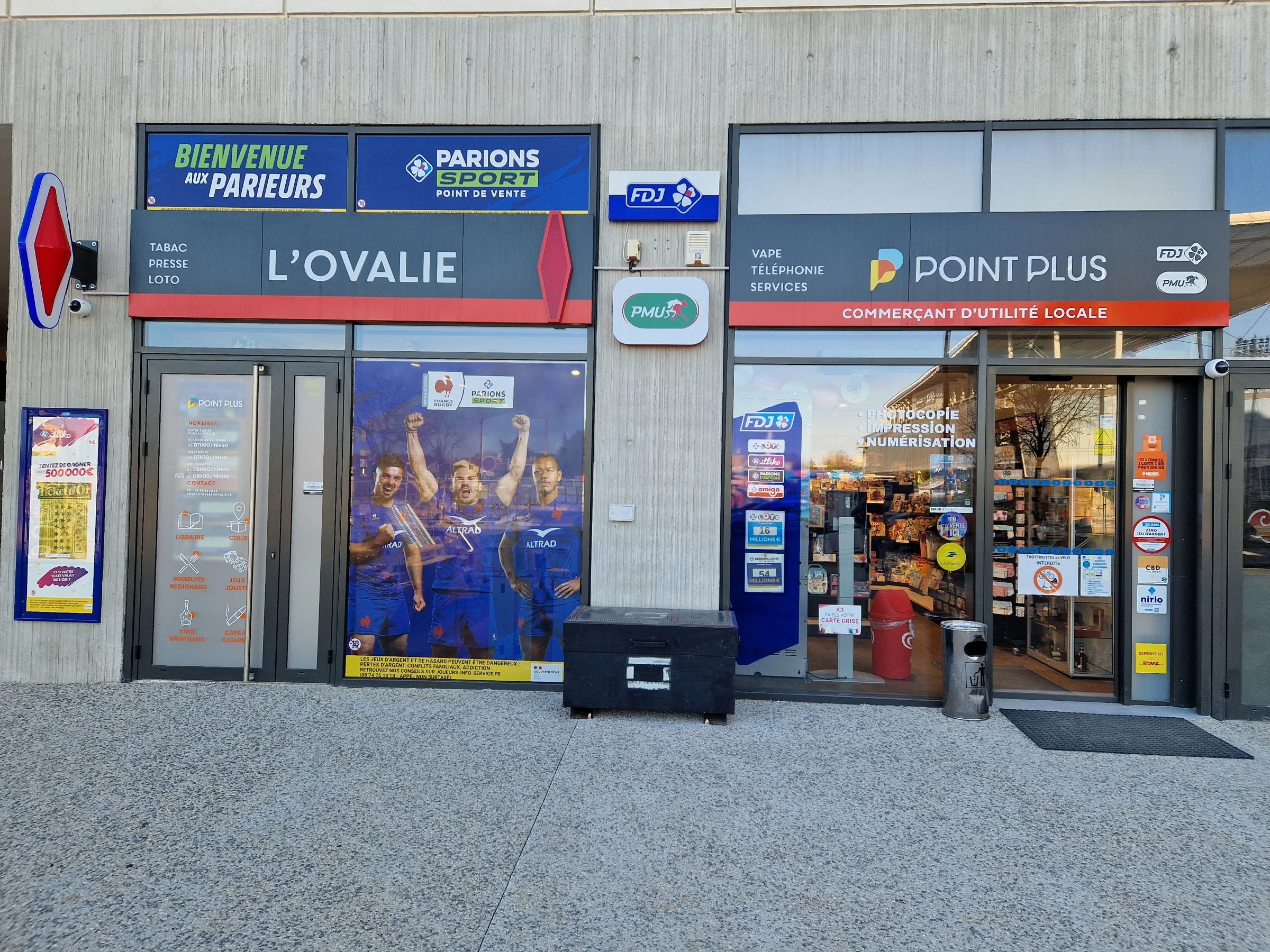 Store photo