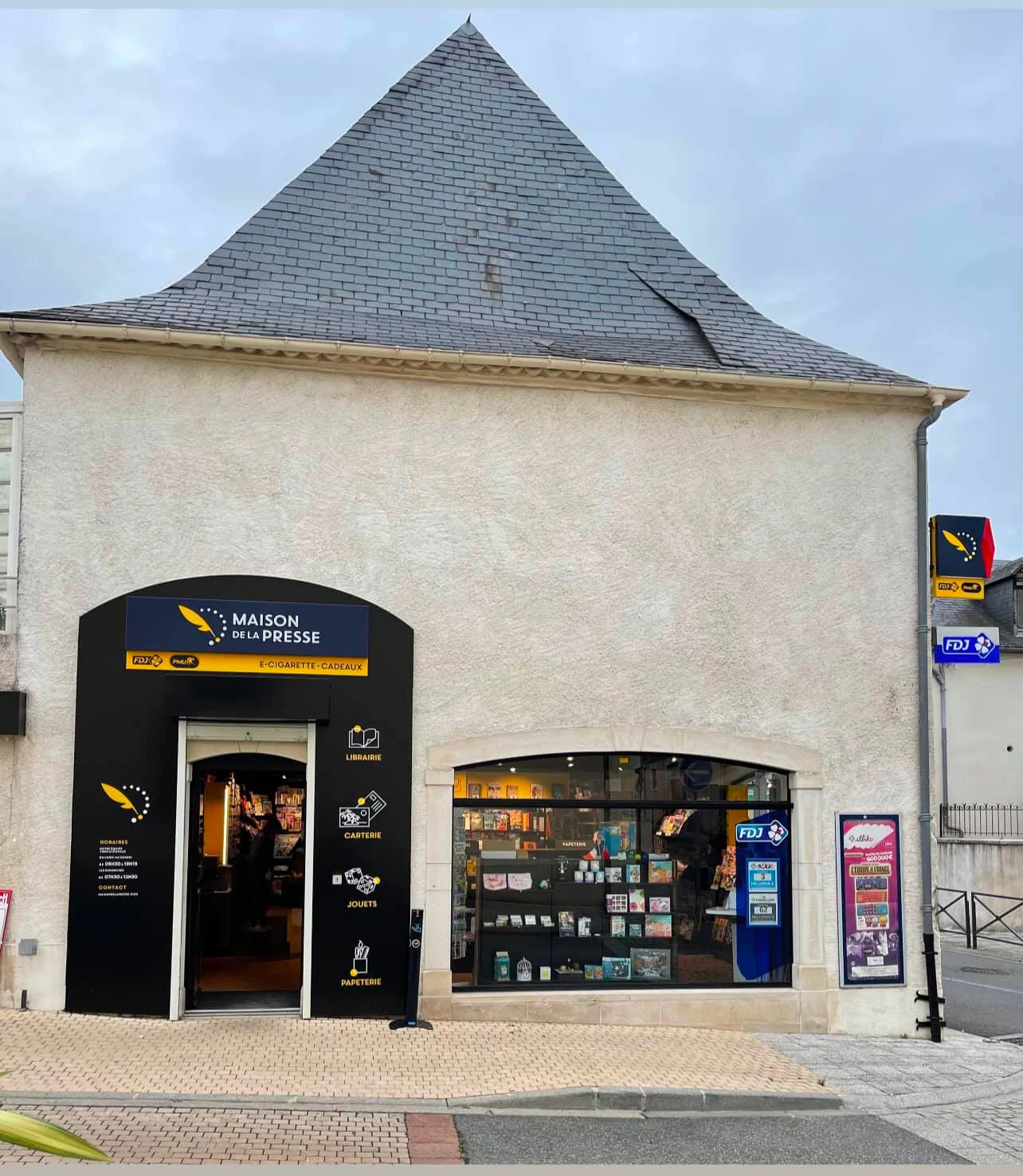 Store photo