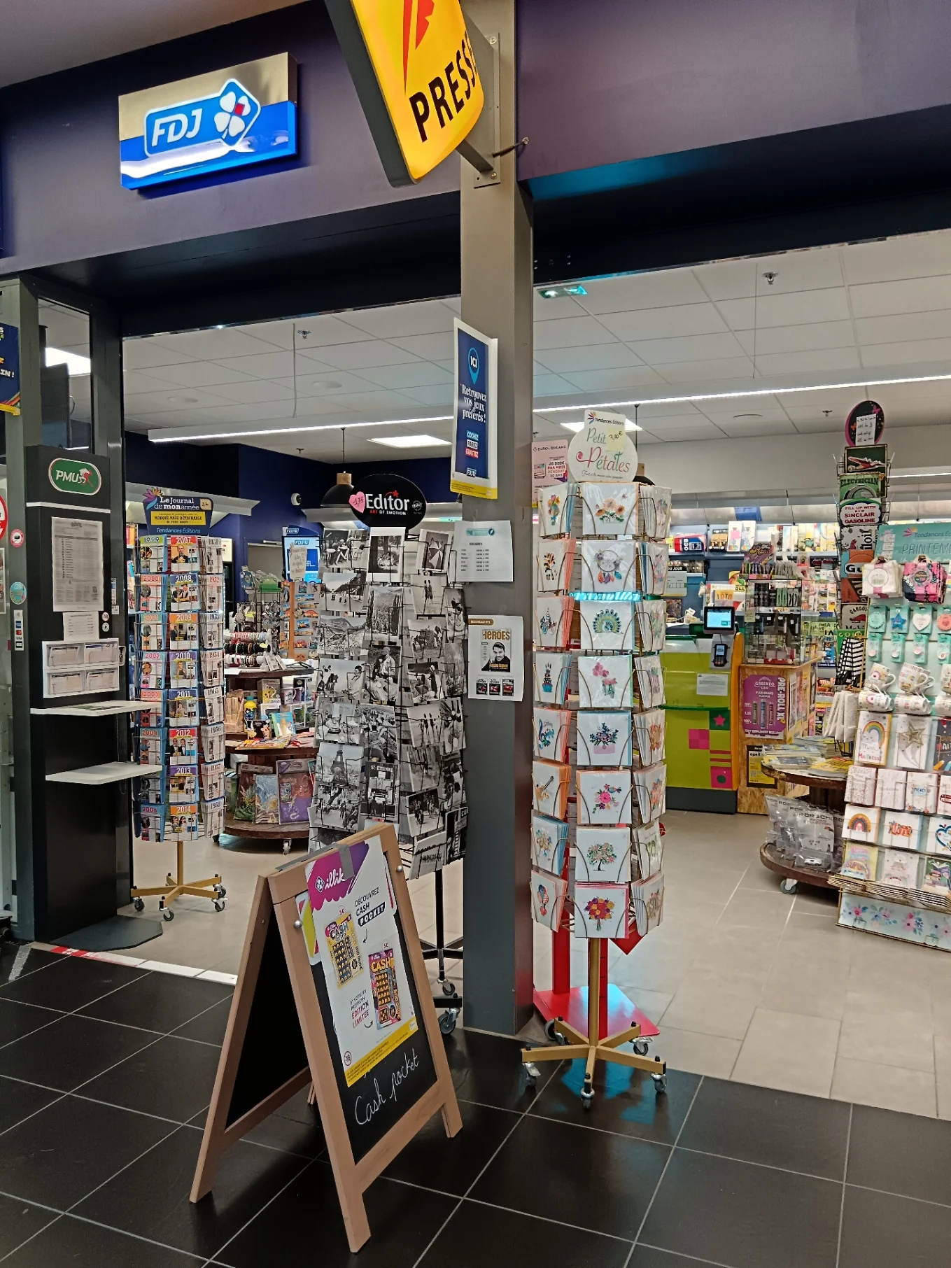 Store photo
